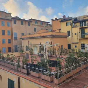 https://mossotti-street-apartment.it-tuscanyhotel.com